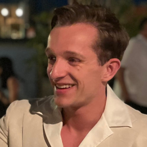 Alexander Mohr Headshot - 300x300px